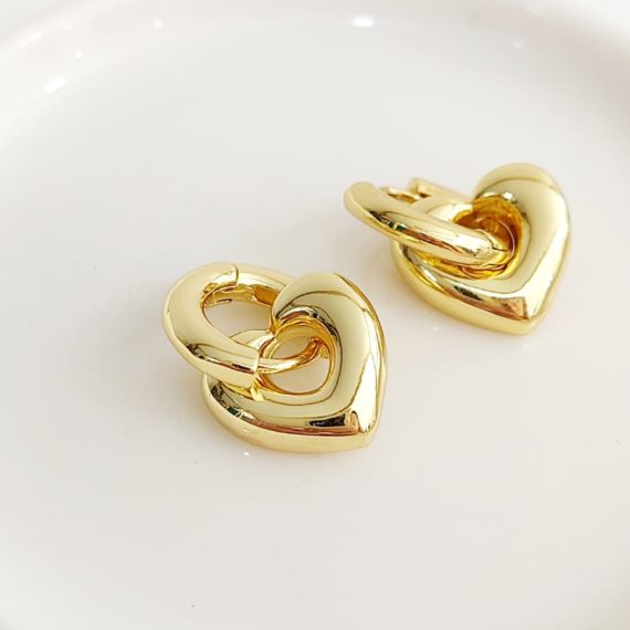 ARETES HOOPS CORAZÓN