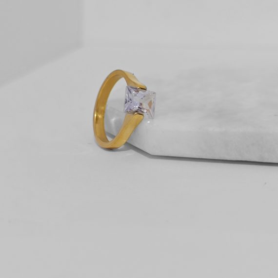 ANILLO CRISTAL CUADRADO