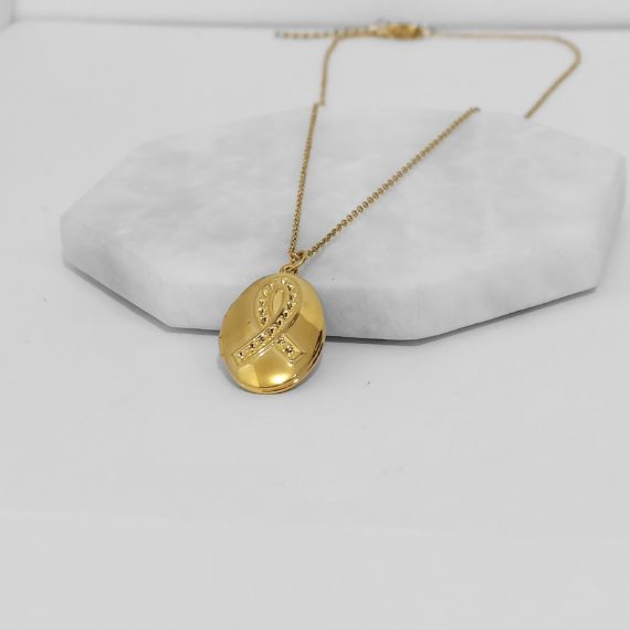 COLLAR RELICARIO CON LAZO