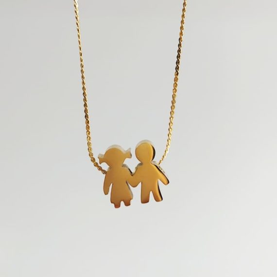 COLLAR NIÑOS PEGADOS