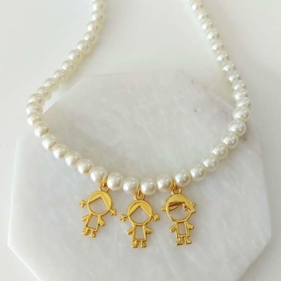 COLLAR PERLAS CON DIJES DE NIÑOS