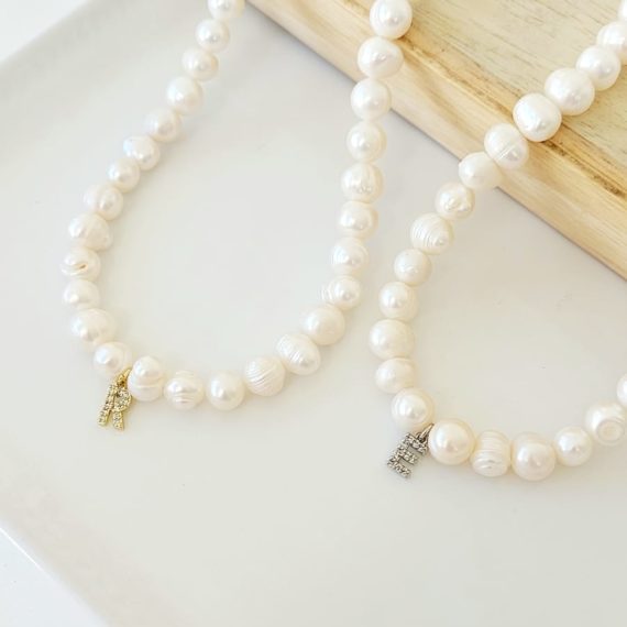 COLLAR PERLA DE RIO CON INICIAL