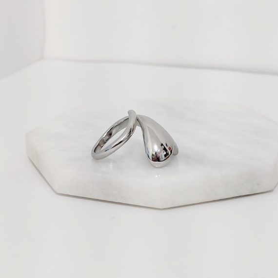 ANILLO IRREGULAR PLATA
