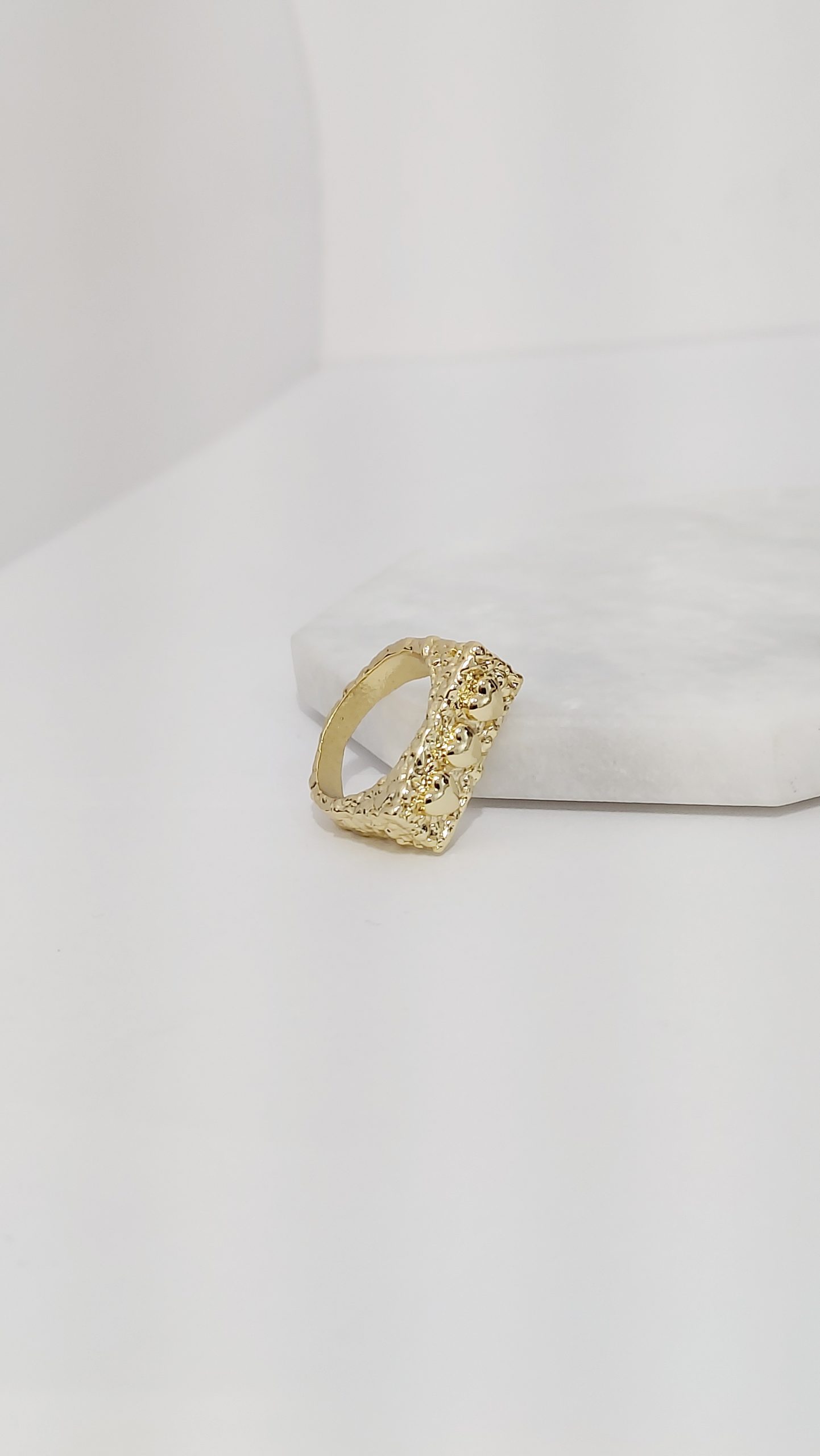 ANILLO CUADRADO MINI CORAZONES