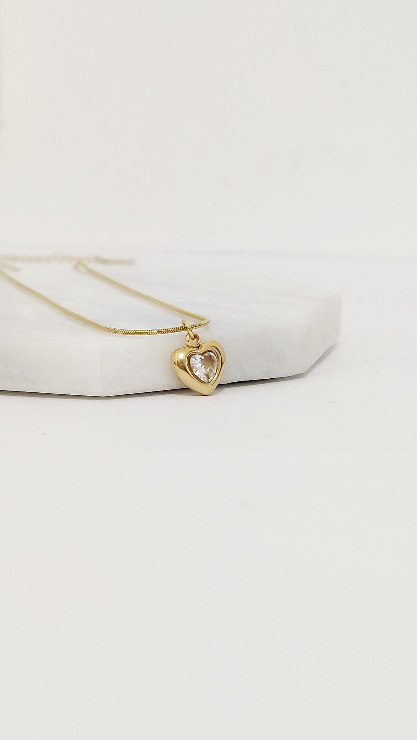 COLLAR DIJE CORAZON CRISTAL