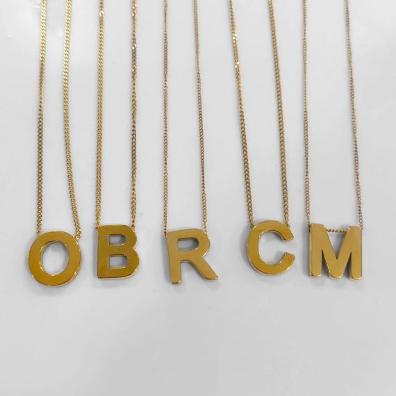 COLLAR INICIAL CUADRICULA