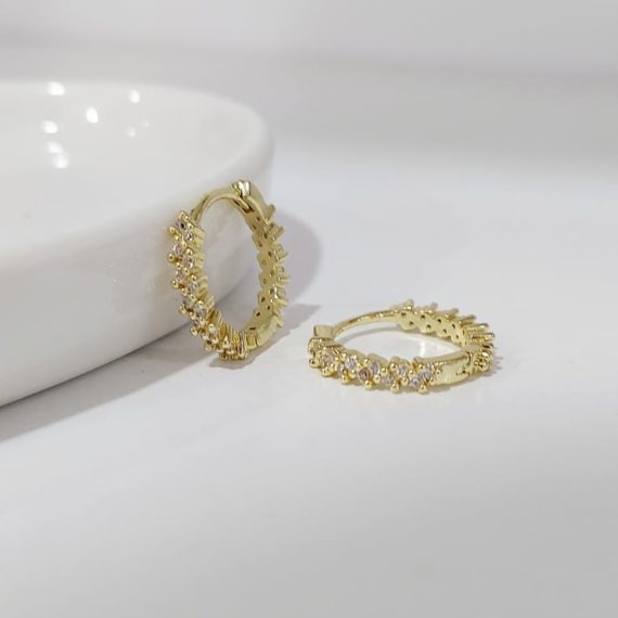 ARETES HOOPS ZIRCONIAS