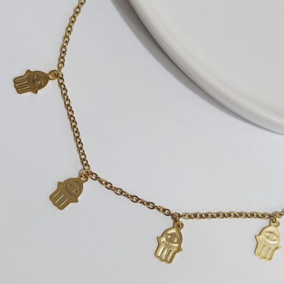 COLLAR CON MANITAS DORADO