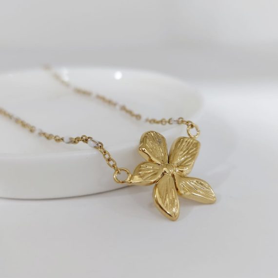 COLLAR BOLITAS CON DIJE FLOR