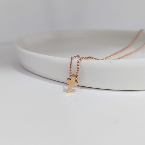 COLLAR CADENA DELGADA CRUZ ROSE