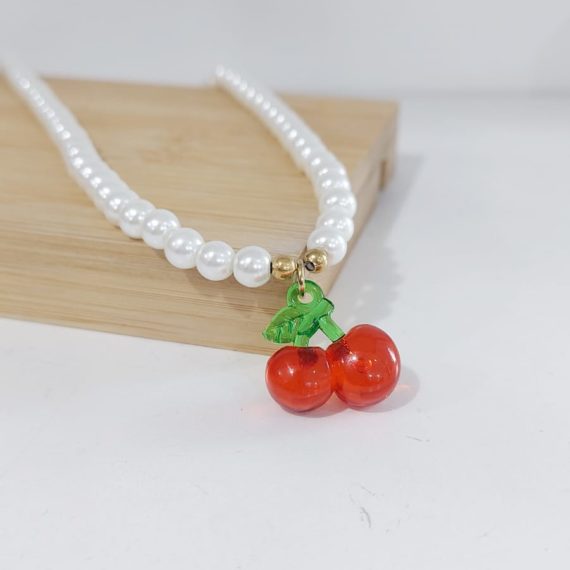 COLLAR PERLAS  Y CEREZA DORADO