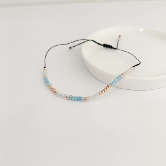 PULSERA HILO NEGRO CON CUENTAS