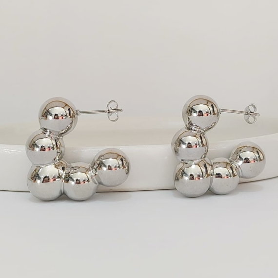 ARETES STUD XL MEDIO TRIANGULO BOLAS