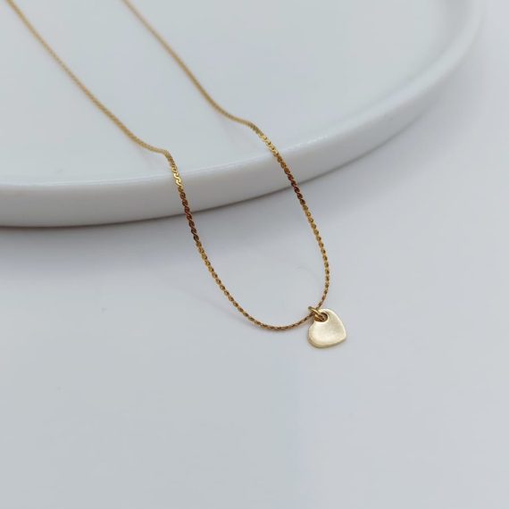 COLLAR CORAZÓN DIJE DORADO