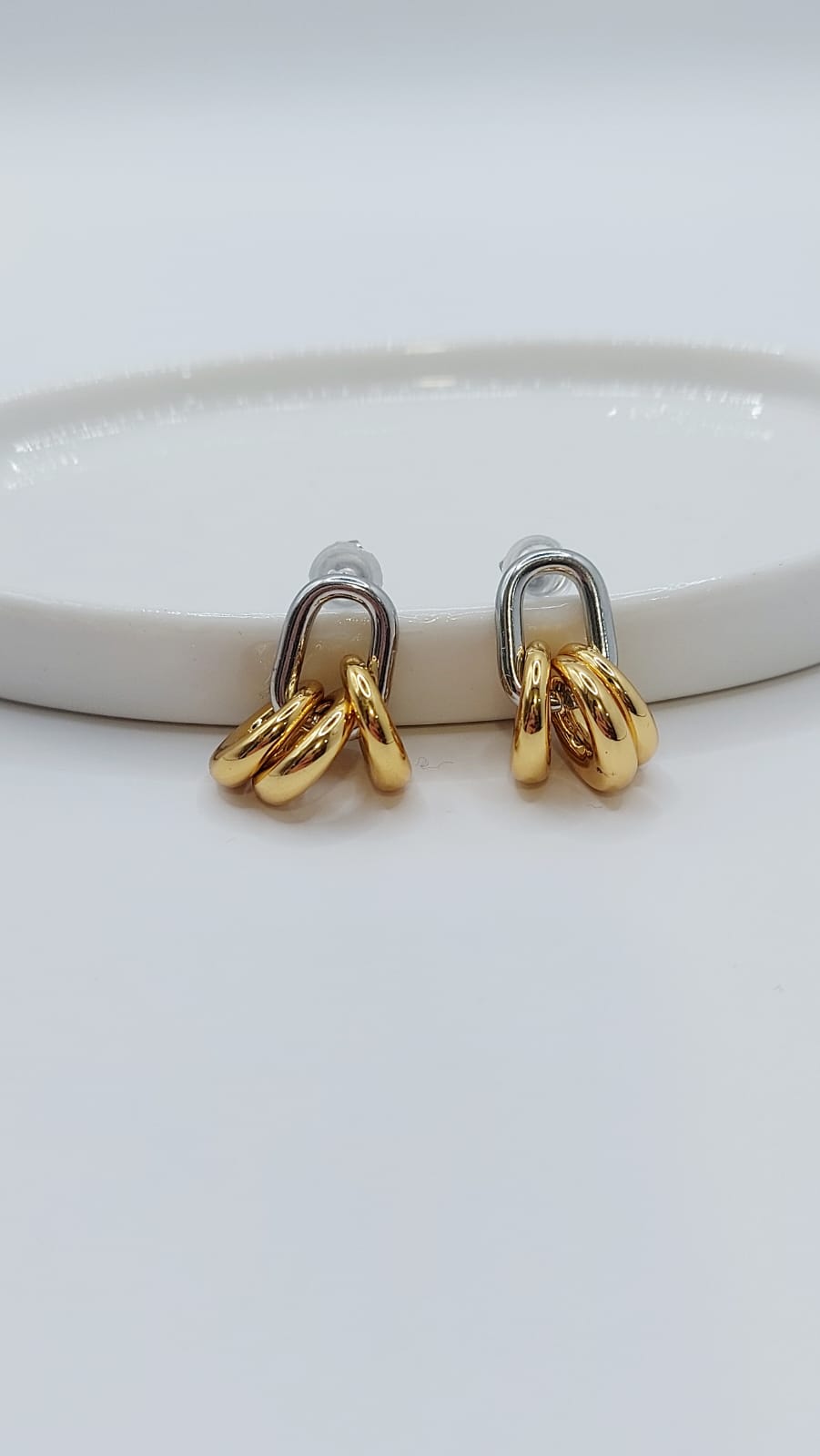 ARETES STUD PLATA CON OVALOS