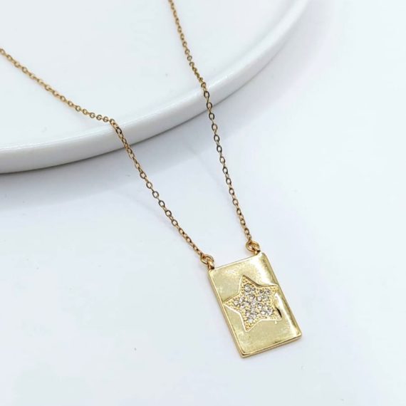 COLLAR CON DIJE DE ESTRELLA ZIRCONIAS