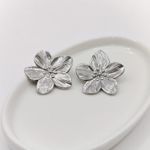 ARETES STUD FLOR PLATA