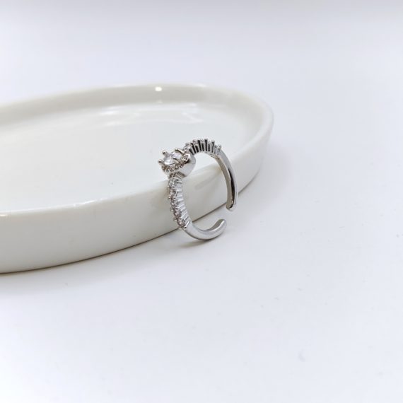 ANILLO BRILLANTE ZIRCONIAS